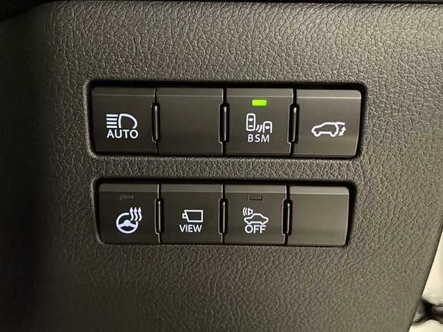 レクサス ＮＸ 300h Fスポーツ 熊本県 2019(平31)年 4.6万km ソニックチタニウム 純正SDナビ（ラジオ、フルセグ、SD、BT、USB）/ETC2.0/バックカメラ/クルーズコントロール/パドルシフト/サンルーフ/電動リアゲート/ステアリングリモコン/レーンキープアシスト/BSM/シートヒーター、クーラー/ハンドルヒーター/シートメモリー/パワーシート/オートハイビーム/・オートライト/・LEDヘッドライト/・フォグランプ/プッシュスタート/スマートキー/スペアキー有