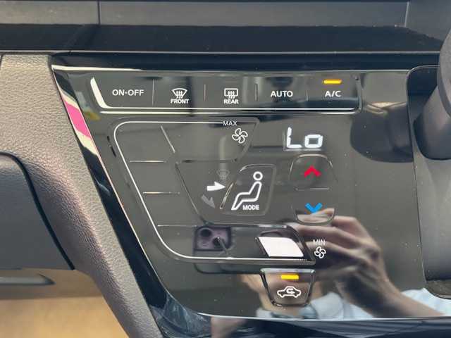 日産 ルークス ハイウェイスター X 埼玉県 2021(令3)年 3.2万km ホワイトパール エマージェンシーブレーキ　/純正9インチメモリナビ /　　CD/DVD/BT/フルセグ /アラウンドビューモニター  /両側パワースライドドア /LEDオートライト /純正14インチアルミホイール /ステアリングスイッチ /純正ETC