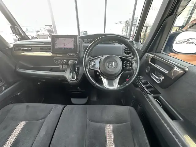 ホンダ Ｎ ＢＯＸ カスタム G L ホンダセンシング 千葉県 2018(平30)年 6.8万km シャイニンググレーM 純正メモリナビ/(フルセグTV CD DVD BT FM AM)/バックカメラ/衝突被害軽減システム/車線逸脱警報/クルーズコントロール/パワースライドドア/横滑り防止装置/ETC/アイドリングストップ/LEDヘッドライト/フォグランプ/オートライト/ウィンカーミラー/電動格納ミラー/純正14インチAW/シートリフター/プッシュスタート/スマートキー/フロアマット/ドアバイザー/スペアキー/取扱説明書/保証書