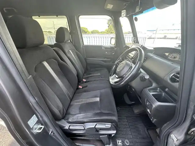 ホンダ Ｎ ＢＯＸ カスタム G L ホンダセンシング 千葉県 2018(平30)年 6.8万km シャイニンググレーM 純正メモリナビ/(フルセグTV CD DVD BT FM AM)/バックカメラ/衝突被害軽減システム/車線逸脱警報/クルーズコントロール/パワースライドドア/横滑り防止装置/ETC/アイドリングストップ/LEDヘッドライト/フォグランプ/オートライト/ウィンカーミラー/電動格納ミラー/純正14インチAW/シートリフター/プッシュスタート/スマートキー/フロアマット/ドアバイザー/スペアキー/取扱説明書/保証書