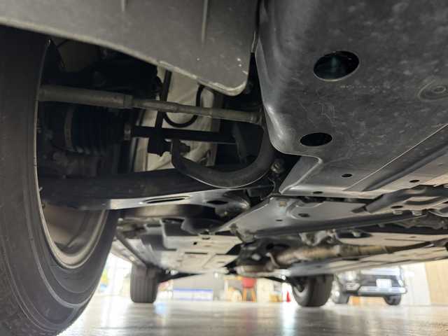 スバル フォレスター X－ブレイク 三重県 2018(平30)年 3.1万km ダークグレーメタリック 2.5L ガソリン/4WD/MTモード付フロアCVT/純正 8インチナビ CN-LR840D/（FM/AM/SD/iPod/TV/USB/Bluetooth/MEMORY MUSIC/CD/DVD/HDMI/VTR/CarPlay/AndroidAuto）/リヤビューモニター＆フロント・サイドビューモニター/ドライブレコーダー前方/ETC2.0/EyeSight/・プリクラッシュブレーキ/・アクティブレーンキープ/・AT誤発進/誤後進抑制制御/・車線逸脱警報＆ふらつき警報/・全車速追従機能付クルコン/・先行車発進お知らせ機能/・後退時ブレーキサポート/［OP：アドバンスドセイフティパッケージ］/・アダプティブドライビングビーム/・スバルリヤビークルディテクション（SRVD：後側方警戒支援システム）/装備/・【OP】スマートリヤビューミラー（デジタルインナーミラー）/・撥水ハーフレザーシート/・8wayパワーシート（Dメモリー付/N）/・シートヒーター（D/N/2nd左右）/・ステアリングヒーター/・パドルシフト/・オートライト＆ワイパー/・ステアリング連動LEDヘッドランプ（SRH）/・ルーフレール/・左右独立オートエアコン/・電子パーキングブレーキ/・パドルシフト/・ステアリングスイッチ/・保/取/ナビ取/など