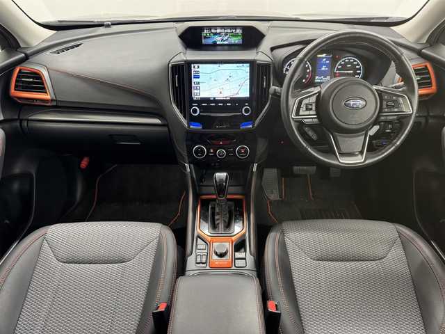 スバル フォレスター X－ブレイク 三重県 2018(平30)年 3.1万km ダークグレーメタリック 2.5L ガソリン/4WD/MTモード付フロアCVT/純正 8インチナビ CN-LR840D/（FM/AM/SD/iPod/TV/USB/Bluetooth/MEMORY MUSIC/CD/DVD/HDMI/VTR/CarPlay/AndroidAuto）/リヤビューモニター＆フロント・サイドビューモニター/ドライブレコーダー前方/ETC2.0/EyeSight/・プリクラッシュブレーキ/・アクティブレーンキープ/・AT誤発進/誤後進抑制制御/・車線逸脱警報＆ふらつき警報/・全車速追従機能付クルコン/・先行車発進お知らせ機能/・後退時ブレーキサポート/［OP：アドバンスドセイフティパッケージ］/・アダプティブドライビングビーム/・スバルリヤビークルディテクション（SRVD：後側方警戒支援システム）/装備/・【OP】スマートリヤビューミラー（デジタルインナーミラー）/・撥水ハーフレザーシート/・8wayパワーシート（Dメモリー付/N）/・シートヒーター（D/N/2nd左右）/・ステアリングヒーター/・パドルシフト/・オートライト＆ワイパー/・ステアリング連動LEDヘッドランプ（SRH）/・ルーフレール/・左右独立オートエアコン/・電子パーキングブレーキ/・パドルシフト/・ステアリングスイッチ/・保/取/ナビ取/など