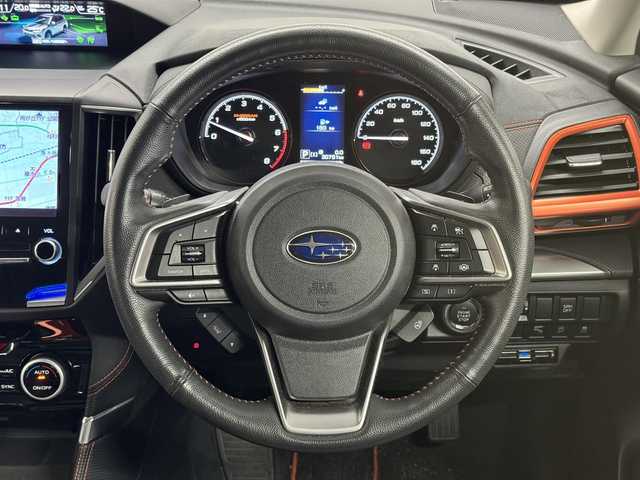スバル フォレスター X－ブレイク 三重県 2018(平30)年 3.1万km ダークグレーメタリック 2.5L ガソリン/4WD/MTモード付フロアCVT/純正 8インチナビ CN-LR840D/（FM/AM/SD/iPod/TV/USB/Bluetooth/MEMORY MUSIC/CD/DVD/HDMI/VTR/CarPlay/AndroidAuto）/リヤビューモニター＆フロント・サイドビューモニター/ドライブレコーダー前方/ETC2.0/EyeSight/・プリクラッシュブレーキ/・アクティブレーンキープ/・AT誤発進/誤後進抑制制御/・車線逸脱警報＆ふらつき警報/・全車速追従機能付クルコン/・先行車発進お知らせ機能/・後退時ブレーキサポート/［OP：アドバンスドセイフティパッケージ］/・アダプティブドライビングビーム/・スバルリヤビークルディテクション（SRVD：後側方警戒支援システム）/装備/・【OP】スマートリヤビューミラー（デジタルインナーミラー）/・撥水ハーフレザーシート/・8wayパワーシート（Dメモリー付/N）/・シートヒーター（D/N/2nd左右）/・ステアリングヒーター/・パドルシフト/・オートライト＆ワイパー/・ステアリング連動LEDヘッドランプ（SRH）/・ルーフレール/・左右独立オートエアコン/・電子パーキングブレーキ/・パドルシフト/・ステアリングスイッチ/・保/取/ナビ取/など