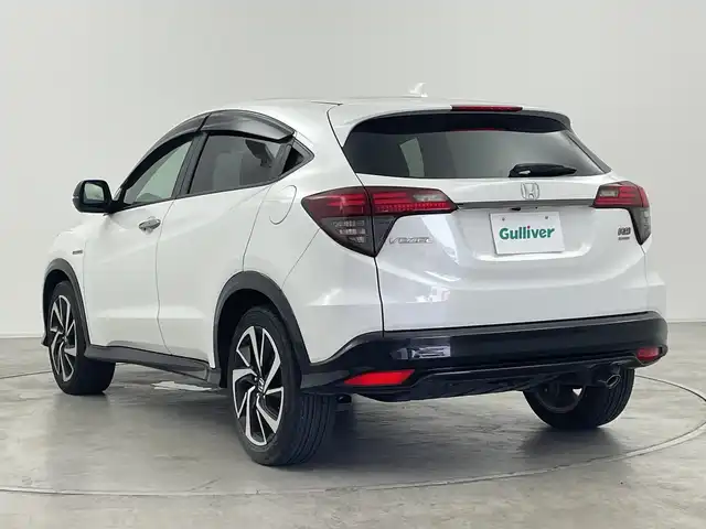 ホンダ ヴェゼル ハイブリッド RS ホンダセンシング 群馬県 2020(令2)年 3万km プラチナホワイトパール アルパイン８型ナビ　バックカメラ　ビルトインＥＴＣ　シートヒーター　前後ドラレコ　パドルシフト　衝突被害軽減ブレーキ　アダプティブクルーズコントロール　ハーフレザーシート　ＬＥＤライト　フォグ　禁煙車