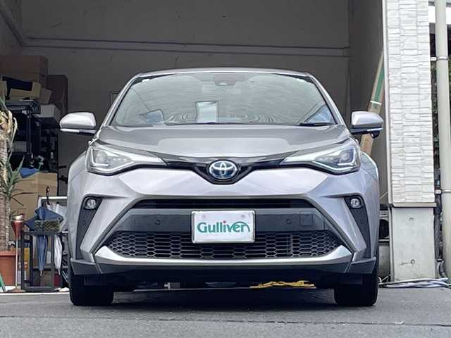 トヨタ Ｃ－ＨＲ G 大分県 2019(令1)年 2.1万km ガンＭ 純正ナビゲーション/ブルートゥース/フルセグTV/バックカメラ/ハーフレザーシート/シートヒーター/純正18インチアルミホイール /LEDヘッドライト/ビルトインETC/純正フロアマット/ドアバイザー/オートマチックハイビーム/レーンキープアシスト/衝突軽減ブレーキ/スマートキー/プッシュスタート