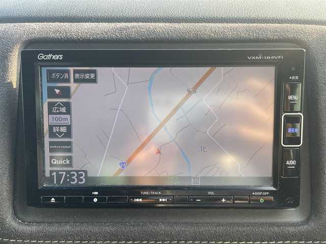ホンダ ヴェゼル RS ホンダセンシング 和歌山県 2018(平30)年 5.2万km プラチナホワイトパール 純正7インチナビ（VXM-184VFi）/フルセグTV/Bluetooth/CD/DVD/バックカメラ/ETC/ドライブレコーダー/ホンダセンシング/衝突軽減カメラ/車線逸脱防止機能/アダプティブクルーズコントロール/革巻きステアリング/パドルシフト/ステアリングスイッチ/ハーフレザーシート/前席シートヒーター/電動パーキングブレーキ/オートブレーキホールド/LEDヘッドライト/フォグランプ/オートライト/純正18インチAW/ドアバイザー/プッシュスタート/スマートキー
