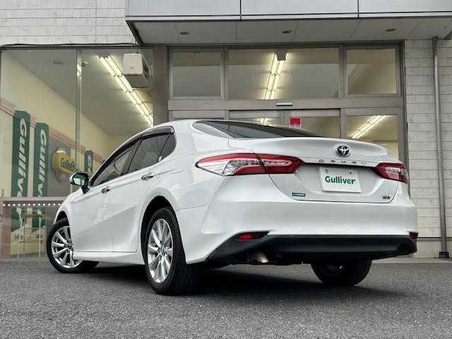 トヨタ カムリ G 埼玉県 2018(平30)年 6万km プラチナホワイトパールマイカ Toyota Safety Sense/・プリクラッシュセーフティ/・レーンディパーチャーアラート/・オートハイビーム/・レーダークルーズコントロール/運転席パワーシート/純正SDナビ/地デジTV/【Bluetooth接続】/革巻きステアリング/ウインカーミラー/純正17インチアルミホイル/サイド/カーテンエアバッグ/スマートキー