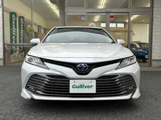 トヨタ カムリ G 埼玉県 2018(平30)年 6万km プラチナホワイトパールマイカ Toyota Safety Sense/・プリクラッシュセーフティ/・レーンディパーチャーアラート/・オートハイビーム/・レーダークルーズコントロール/運転席パワーシート/純正SDナビ/地デジTV/【Bluetooth接続】/革巻きステアリング/ウインカーミラー/純正17インチアルミホイル/サイド/カーテンエアバッグ/スマートキー