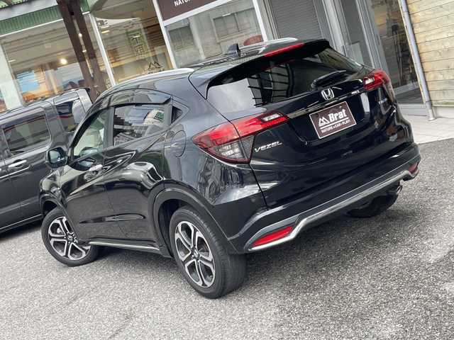 ホンダ ヴェゼル ハイブリッド Z ホンダセンシング 福島県 2019(平31)年 6万km クリスタルブラックパール MTモード付/純正AW/フロントフォグランプ/LEDヘッドライト/オートライト/純正フロアマット/ハーフレザーシート/スマートキー/ドラレコ前後/Bluetooth/フルセグ/ETC/シートヒーター/盗難防止装置/バックカメラ/レーンキープアシスト/横滑り防止/衝突被害軽減ブレーキ
