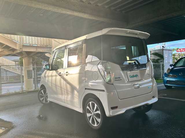 日産 デイズ ルークス HWS X Vセレクション 茨城県 2016(平28)年 6.5万km ホワイトパール 純正ナビ /-BT/AM/FM/DVD/フルセグTV/前後ドライブレコーダー /ETC /全方位カメラ /バックカメラ/両側パワースライドドア /LEDヘッドライト  /衝突軽減システム /Wエアバッグ /ISOFIX /プッシュスタート/スペアキー/純正アルミホイール/純正フロアマット/保証書/取扱説明書