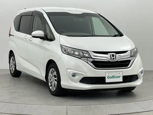 ホンダ フリード 新潟県 2018(平30)年 3.9万km ホワイトオーキッドパール 純正9インチナビ/　　フルセグ/CD/DVD/BT/バックカメラ/片側パワースライドドア/ステリングスイッチ/アイドリングストップ/オートエアコン/ウィンカーミラー/電格ミラー/スマートキー/ビルトインETC