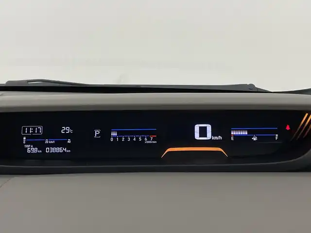 ホンダ フリード 新潟県 2018(平30)年 3.9万km ホワイトオーキッドパール 純正9インチナビ/　　フルセグ/CD/DVD/BT/バックカメラ/片側パワースライドドア/ステリングスイッチ/アイドリングストップ/オートエアコン/ウィンカーミラー/電格ミラー/スマートキー/ビルトインETC