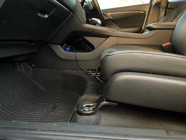 ホンダ シャトル ハイブリッド X スタイルエディション 宮城県 2016(平28)年 16.5万km クリスタルブラックパール 登録時走行距離165046km/ホンダ純正ナビ/AM・FM・Bluetooth・CD・DVD・USB/ワンオーナー/バックカメラ/アイドリングストップ/クルーズコントロール（追従なし）/プッシュスタート/ビルトインETC/純正アルミホイール/ドライブレコーダー（前後）/純正LEDヘッドライト/カーテンエアバッグ/フルフラットシート/スペアキー有/ドアバイザー/ウィンカーミラー