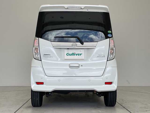 日産 デイズ ルークス ハイウェイスター Gターボ 愛知県 2018(平30)年 4.4万km ホワイトパール 純正ナビ/後席モニター/全方位カメラ/両側パワースライドドア/クルーズコントロール/バックカメラ/コーナーセンサー/純正アルミホイール/LEDヘッドライト/オートマチックハイビーム/ドライブレコーダー/ETC/衝突軽減システム/フルセグ/CD DVD/Bluetooth/ステアリングスイッチ/スマートキー/プッシュスタート