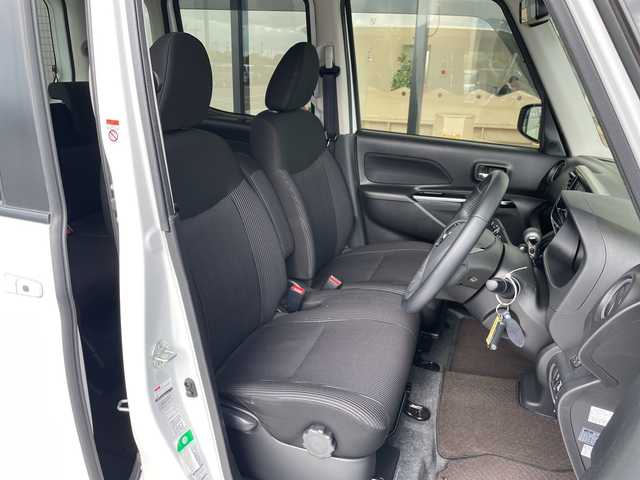 日産 デイズ ルークス ハイウェイスター Gターボ 愛知県 2018(平30)年 4.4万km ホワイトパール 純正ナビ/後席モニター/全方位カメラ/両側パワースライドドア/クルーズコントロール/バックカメラ/コーナーセンサー/純正アルミホイール/LEDヘッドライト/オートマチックハイビーム/ドライブレコーダー/ETC/衝突軽減システム/フルセグ/CD DVD/Bluetooth/ステアリングスイッチ/スマートキー/プッシュスタート