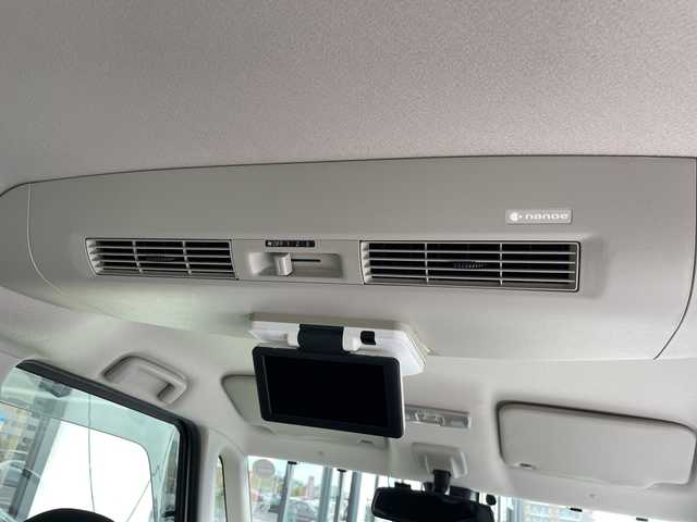 日産 デイズ ルークス ハイウェイスター Gターボ 愛知県 2018(平30)年 4.4万km ホワイトパール 純正ナビ/後席モニター/全方位カメラ/両側パワースライドドア/クルーズコントロール/バックカメラ/コーナーセンサー/純正アルミホイール/LEDヘッドライト/オートマチックハイビーム/ドライブレコーダー/ETC/衝突軽減システム/フルセグ/CD DVD/Bluetooth/ステアリングスイッチ/スマートキー/プッシュスタート