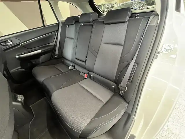 スバル レヴォーグ 1．6GT－S アイサイト 高知県 2015(平27)年 10.1万km クリスタルホワイトP (株)IDOMが運営する【じしゃロン高知店】の自社ローン専用車両になります。こちらは現金またはオートローンご利用時の価格です。自社ローンご希望の方は別途その旨お申付け下さい