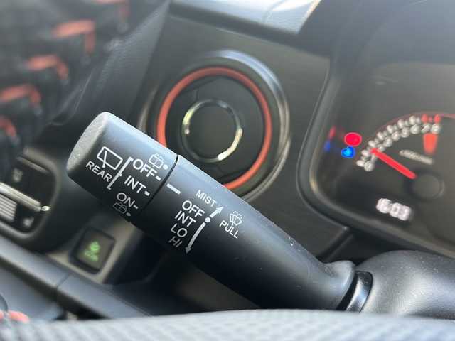 ホンダ Ｎ ＯＮＥ RS 兵庫県 2022(令4)年 2.4万km パールⅡ ワンオーナー/カラー番号【NH883PF】/ブラックルーフ/ブラックリアスポ/ブラックドアミラー/6速MT/純正ナビ/CD/DVD/フルセグTV/Bluetooth/バックカメラ/ホンダセンシング/前席シートヒーター/ETC/フルLEDヘッドランプ/オートライト/電子制御パーキングブレーキ/オートブレーキホールド/保証書/取説/スペアキー