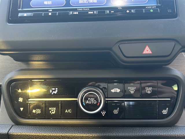 ホンダ Ｎ ＯＮＥ RS 兵庫県 2022(令4)年 2.4万km パールⅡ ワンオーナー/カラー番号【NH883PF】/ブラックルーフ/ブラックリアスポ/ブラックドアミラー/6速MT/純正ナビ/CD/DVD/フルセグTV/Bluetooth/バックカメラ/ホンダセンシング/前席シートヒーター/ETC/フルLEDヘッドランプ/オートライト/電子制御パーキングブレーキ/オートブレーキホールド/保証書/取説/スペアキー