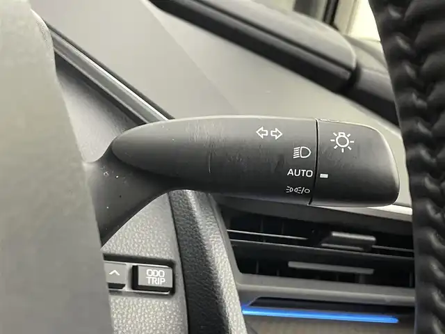 トヨタ プリウス Z 埼玉県 2023(令5)年 3.6万km アティチュードブラックマイカ モデリスタエアロ　サンルーフ　純正１２．３インチディスプレイオーディオ　パノラミックビューモニター　ＢＳＭ　ビルトインＥＴＣ２．０　ドラレコ　レーダークルーズ　デジタルインナーミラーシートヒーター