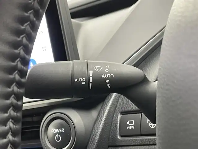 トヨタ プリウス Z 埼玉県 2023(令5)年 3.6万km アティチュードブラックマイカ モデリスタエアロ　サンルーフ　純正１２．３インチディスプレイオーディオ　パノラミックビューモニター　ＢＳＭ　ビルトインＥＴＣ２．０　ドラレコ　レーダークルーズ　デジタルインナーミラーシートヒーター