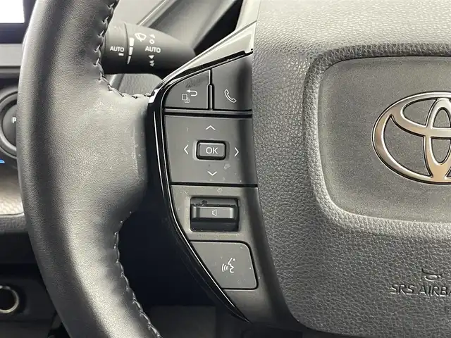 トヨタ プリウス Z 埼玉県 2023(令5)年 3.6万km アティチュードブラックマイカ モデリスタエアロ　サンルーフ　純正１２．３インチディスプレイオーディオ　パノラミックビューモニター　ＢＳＭ　ビルトインＥＴＣ２．０　ドラレコ　レーダークルーズ　デジタルインナーミラーシートヒーター