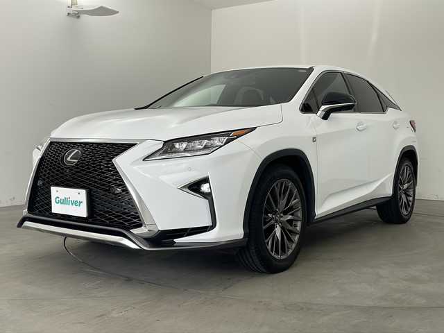 レクサス ＲＸ 300 Fスポーツ 兵庫県 2018(平30)年 5.8万km ホワイトノーヴァガラスフレーク ・レクサスセーフティーシステム/・プリクラッシュセーフティ/・レーダークルーズコントロール/・クリアランスソナー/・レーンキープアシスト/・BSM/・HUD/・純正12.3インチナビ＆フルセグ＆BT＆USB＆DVD＆BD/・バックカメラ/・左サイドカメラ/・前席シートヒーター/・前席シートベンチレーション/・赤革シート/・パワーバックドア/・前席パワーシート/・運転席メモリーシート/・ビルトインETC2.0/・純正ドライブレコーダー/・スマートキー/・プッシュスタート/・スペアキー/・革巻きステアリング/・アイドリングストップ/・純正20インチアルミホイール/・パドルシフト/・電動パーキングブレーキ/・オートホールド/・LEDヘッドライト/・フォグ/・オートライト/・オートマチックハイビーム