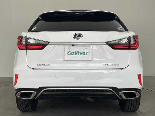 レクサス ＲＸ 300 Fスポーツ 兵庫県 2018(平30)年 5.8万km ホワイトノーヴァガラスフレーク ・レクサスセーフティーシステム/・プリクラッシュセーフティ/・レーダークルーズコントロール/・クリアランスソナー/・レーンキープアシスト/・BSM/・HUD/・純正12.3インチナビ＆フルセグ＆BT＆USB＆DVD＆BD/・バックカメラ/・左サイドカメラ/・前席シートヒーター/・前席シートベンチレーション/・赤革シート/・パワーバックドア/・前席パワーシート/・運転席メモリーシート/・ビルトインETC2.0/・純正ドライブレコーダー/・スマートキー/・プッシュスタート/・スペアキー/・革巻きステアリング/・アイドリングストップ/・純正20インチアルミホイール/・パドルシフト/・電動パーキングブレーキ/・オートホールド/・LEDヘッドライト/・フォグ/・オートライト/・オートマチックハイビーム