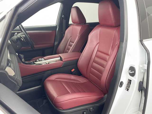 レクサス ＲＸ 300 Fスポーツ 兵庫県 2018(平30)年 5.8万km ホワイトノーヴァガラスフレーク ・レクサスセーフティーシステム/・プリクラッシュセーフティ/・レーダークルーズコントロール/・クリアランスソナー/・レーンキープアシスト/・BSM/・HUD/・純正12.3インチナビ＆フルセグ＆BT＆USB＆DVD＆BD/・バックカメラ/・左サイドカメラ/・前席シートヒーター/・前席シートベンチレーション/・赤革シート/・パワーバックドア/・前席パワーシート/・運転席メモリーシート/・ビルトインETC2.0/・純正ドライブレコーダー/・スマートキー/・プッシュスタート/・スペアキー/・革巻きステアリング/・アイドリングストップ/・純正20インチアルミホイール/・パドルシフト/・電動パーキングブレーキ/・オートホールド/・LEDヘッドライト/・フォグ/・オートライト/・オートマチックハイビーム