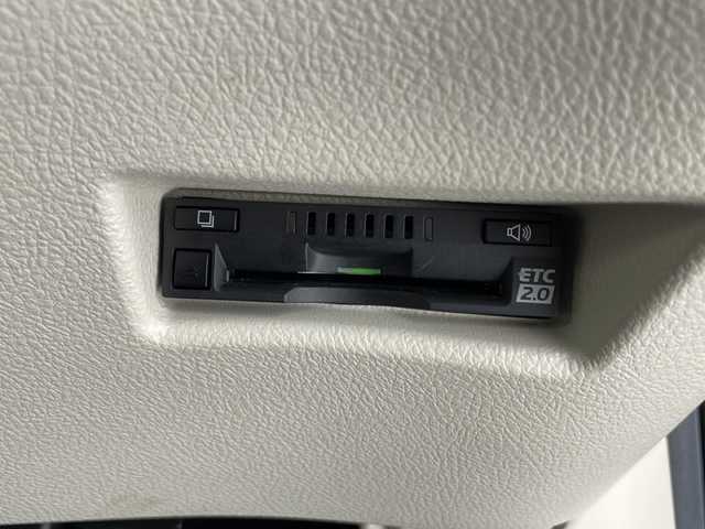 トヨタ シエンタ G 千葉県 2016(平28)年 1.9万km ヴィンテージブラウンパールクリスタルシャイン トヨタセーフティセンス/プリクラッシュセーフティ/レーンディパーチャーアラート/オートマッチクハイビーム/先行車発進アラーム/純正ナビ/　　CD/DVD/Bluetooth/AM/FM/フルセグ/バックカメラ/ビルトインETC/両側パワースライドドア/革巻きステアリング/ステアリングスイッチ/プッシュスタート/スマートキー/スペア1本