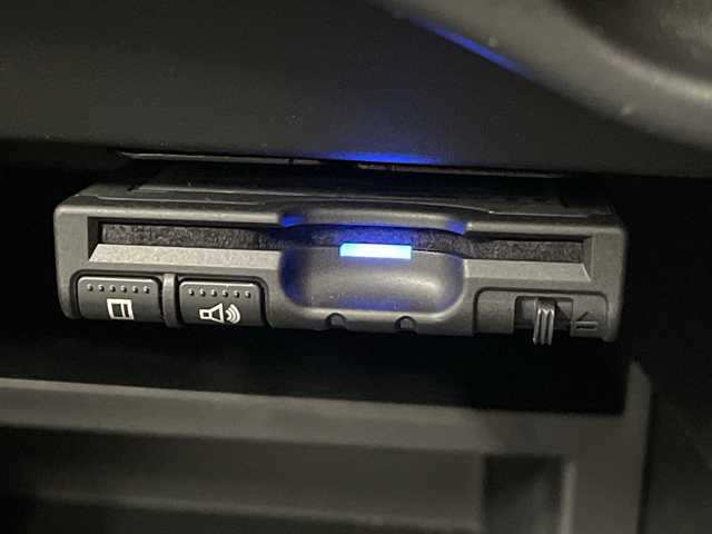 日産 ノート e－パワー X 神奈川県 2019(令1)年 4.7万km スーパーブラック 純正SDナビ【MM318D-W】/Bluetooth・AM・FM・CD・DVD・AUX/インテリジェントアラウンドビューモニター/バックカメラ/ETC/純正ドライブレコーダー/純正フロアマット/ステアリングスイッチ/デジタルインナーミラー/プッシュスタート/スマートキー/スペアキー1本/LEDヘッドライト/オートライト/純正15インチアルミホイール/ドアバイザー/インテリジェントエマージェンシーブレーキ/車線逸脱警報/踏み間違い衝突防止アシスト/フロント・バックソナー