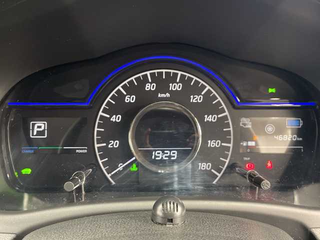 日産 ノート e－パワー X 神奈川県 2019(令1)年 4.7万km スーパーブラック 純正SDナビ【MM318D-W】/Bluetooth・AM・FM・CD・DVD・AUX/インテリジェントアラウンドビューモニター/バックカメラ/ETC/純正ドライブレコーダー/純正フロアマット/ステアリングスイッチ/デジタルインナーミラー/プッシュスタート/スマートキー/スペアキー1本/LEDヘッドライト/オートライト/純正15インチアルミホイール/ドアバイザー/インテリジェントエマージェンシーブレーキ/車線逸脱警報/踏み間違い衝突防止アシスト/フロント・バックソナー