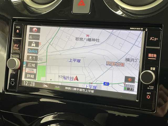 日産 ノート e－パワー X 神奈川県 2019(令1)年 4.7万km スーパーブラック 純正SDナビ【MM318D-W】/Bluetooth・AM・FM・CD・DVD・AUX/インテリジェントアラウンドビューモニター/バックカメラ/ETC/純正ドライブレコーダー/純正フロアマット/ステアリングスイッチ/デジタルインナーミラー/プッシュスタート/スマートキー/スペアキー1本/LEDヘッドライト/オートライト/純正15インチアルミホイール/ドアバイザー/インテリジェントエマージェンシーブレーキ/車線逸脱警報/踏み間違い衝突防止アシスト/フロント・バックソナー