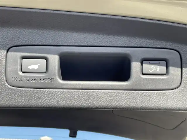 ホンダ ヴェゼル ハイブリッド e:HEV Z 滋賀県 2023(令5)年 1.2万km サンドカーキパール 純正9インチナビ/【Bluetooth/フルセグTV/USB】/バックカメラ/追従クルーズコントロール/クリアランスソナー/LEDヘッドライト/オートマチックハイビーム/ブラインドスポットインフォメーション/衝突被害軽減ブレーキ/レーンキープアシスト/前後ドライブレコーダー/D/Nシートヒーター/ワイヤレス充電/電動パーキングブレーキ/オートブレーキホールド/ビルトインETC2.0/パドルシフト/純正フロアマット/プッシュスタート/スマートキー/ステアリングリモコン