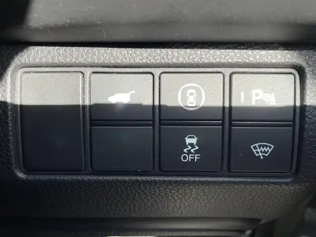 ホンダ ヴェゼル ハイブリッド e:HEV Z 滋賀県 2023(令5)年 1.2万km サンドカーキパール 純正9インチナビ/【Bluetooth/フルセグTV/USB】/バックカメラ/追従クルーズコントロール/クリアランスソナー/LEDヘッドライト/オートマチックハイビーム/ブラインドスポットインフォメーション/衝突被害軽減ブレーキ/レーンキープアシスト/前後ドライブレコーダー/D/Nシートヒーター/ワイヤレス充電/電動パーキングブレーキ/オートブレーキホールド/ビルトインETC2.0/パドルシフト/純正フロアマット/プッシュスタート/スマートキー/ステアリングリモコン