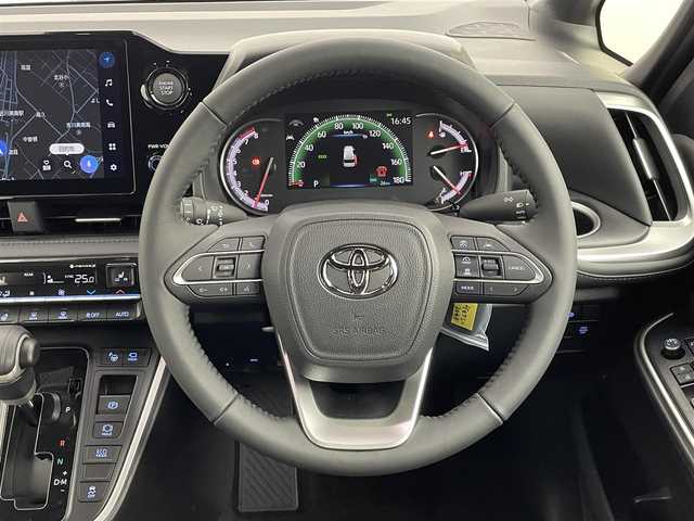 トヨタ ヴォクシー S－Z 埼玉県 2025(令7)年 0.1千km プラチナホワイトパールマイカ 登録済未使用車　快適利便パッケージ　純正１０．５インチディスプレイオーディオ　パノラミックビューモニター　ユニバーサルステップ　ＢＳＭ　ビルトインＥＴＣ２．０　　ＤＶＤ再生　三眼　シートヒーター　ＴＶ