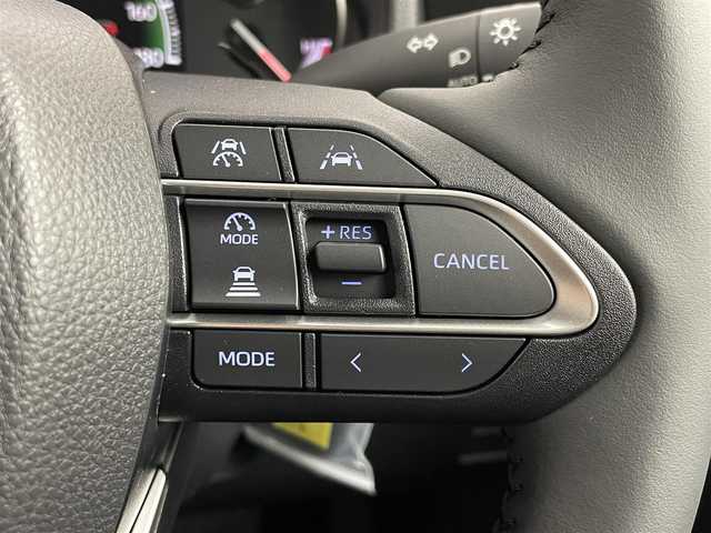 トヨタ ヴォクシー S－Z 埼玉県 2025(令7)年 0.1千km プラチナホワイトパールマイカ 登録済未使用車　快適利便パッケージ　純正１０．５インチディスプレイオーディオ　パノラミックビューモニター　ユニバーサルステップ　ＢＳＭ　ビルトインＥＴＣ２．０　　ＤＶＤ再生　三眼　シートヒーター　ＴＶ