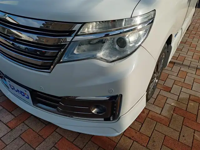 日産 セレナ ライダー BラインS HVAセーフ 新潟県 2014(平26)年 10.2万km ピュアホワイトパール (株)IDOMが運営する【じしゃロン新潟店】の自社ローン専用車両になります。/こちらは現金またはオートローンご利用時の価格です。自社ローンご希望の方は別途その旨お申付け下さい/純正ナビ/FM/AM/CD/DVD/フルセグTV視聴可能/全方位カメラ/ETC/クルーズコントロール/ドライブレコーダー(品番；DC-DR412)/両側パワースライドドア/前後コーナーセンサー/レーンキープアシスト機能/エマージェンシーブレーキ/横滑り防止装置/取扱説明書/スマートキー