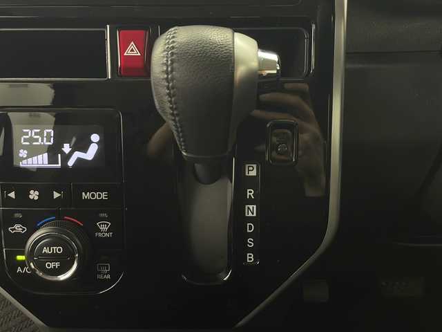 トヨタ タンク カスタムG 秋田県 2020(令2)年 3.6万km ブラックマイカメタリック/ファイアークォーツレッドメタリック 4WD/モデリスタエアロ/両側パワースライドドア/純正SDナビ/　（CD/DVD/Bluetooth/TV）/バックカメラ/クルーズコントロール/ステアリングスイッチ/前席シートヒーター/ビルトインETC/電動格納ミラー/サンシェード/プッシュスタート/純正フロアマット/純正14インチアルミホイール/LEDライト/フォグランプ/オートライト/オートハイビーム/ドアバイザー/スマートキー/純正エンジンスターター