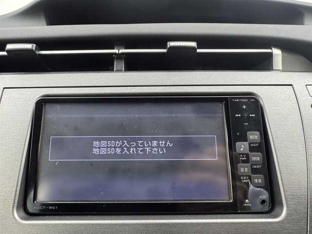 トヨタ プリウス ＰＨＶ S 愛知県 2012(平24)年 8.5万km シルバーM トヨタ純正7インチSDナビ/フルセグTV/バックカメラ/ビルトインETC/電動格納ウィンカーミラー/プッシュスタート/シートヒーター（D席/N席）/オートエアコン/パワーステアリング/パワーウィンドウ/プラグインハイブリッド/ABS/横滑り防止機能/オートライト/純正HIDヘッドライト/純正ホイールキャップ/スマートキー
