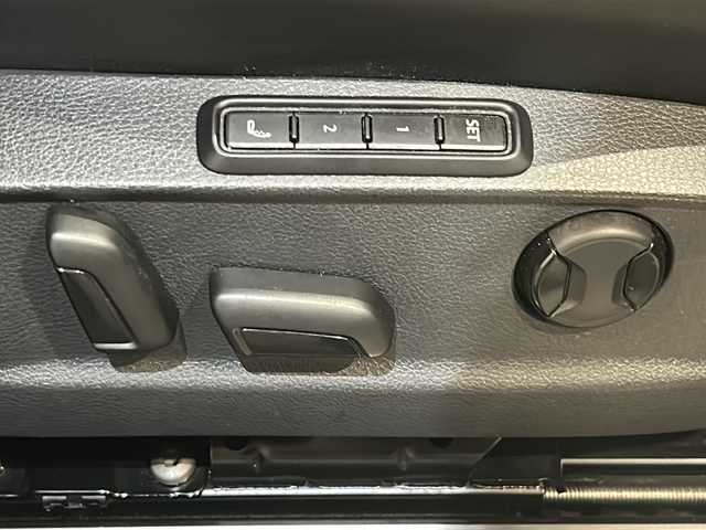 フォルクスワーゲン ＶＷ パサート オールトラック TDI 4モーション アドバンス 新潟県 2021(令3)年 1.7万km ディープブラックパールエフェクト オールインセーフティ/-アダプティブクルーズコントロール/-ダイナミックコーナーリングライト/-ダイナミックライトアシスト/-アラウンドビューカメラ/-パークアシスト/純正インフォテイメントシステム（Discover Pro）/・ナビ/BT/ラジオ/Android Auto/Apple Car Play/デジタルメータークラスター（Active Info Display）/ナパレザーシート/フロントパワーシート（運転席メモリー付）/フロントパワーランバーサポート/フロントシートヒーター/ベンチレーション/インテリアアンビエントライト/アダプティブシャシーコントロール/電子制御式ディファレンシャルロック/パワーテールゲート（Easy Open機能付）/ETC2.0