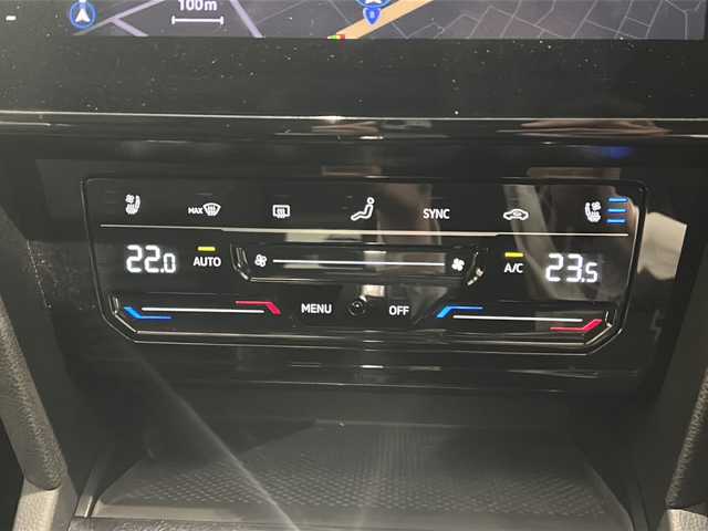 フォルクスワーゲン ＶＷ パサート オールトラック TDI 4モーション アドバンス 新潟県 2021(令3)年 1.7万km ディープブラックパールエフェクト オールインセーフティ/-アダプティブクルーズコントロール/-ダイナミックコーナーリングライト/-ダイナミックライトアシスト/-アラウンドビューカメラ/-パークアシスト/純正インフォテイメントシステム（Discover Pro）/・ナビ/BT/ラジオ/Android Auto/Apple Car Play/デジタルメータークラスター（Active Info Display）/ナパレザーシート/フロントパワーシート（運転席メモリー付）/フロントパワーランバーサポート/フロントシートヒーター/ベンチレーション/インテリアアンビエントライト/アダプティブシャシーコントロール/電子制御式ディファレンシャルロック/パワーテールゲート（Easy Open機能付）/ETC2.0