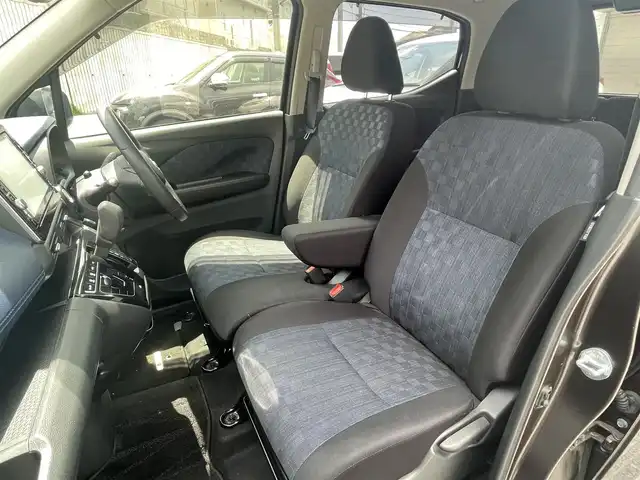 日産 デイズ ハイウェイスターG ターボ 福岡県 2019(令1)年 6.6万km フローズンバニラパール/アッシュブラウンM (株)IDOMが運営する【じしゃロン八幡西店】の自社ローン専用車両になります。こちらは現金またはオートローンご利用時の価格です。自社ローンご希望の方は別途その旨お申付け下さい/純正メモリナビ【MM319D-L】/TVキャンセラー/衝突軽減ブレーキ/横滑り防止機能/ステアリングリモコン/デジタルインナーミラー/アイドリングストップ/クリアランスソナー/エンジンプッシュスタート/バックカメラ/ETC/ベンチシート/純正フロアマット/純正サイドエアロ/純正15インチアルミホイール/LEDヘッドライト/フォグランプ/オートライト/ヘッドライトレベライザー