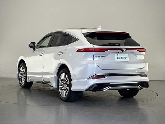 トヨタ ハリアー Z レザーパッケージ 長野県 2022(令4)年 1.2万km プラチナホワイトパールマイカ 4WD/JBLプレミアムサウンド/フロント・サイド・リアモデリスタエアロ/純正メモリナビ&フルセグTV&USB&BT/トヨタセーフティセンス/アダプティブクルーズコントロール/レーントレーシングアシスト/プリクラッシュセーフティ/ブラインドスポットモニター/ヘッドアップディスプレイ/クリアランスソナー/リアクロストラフィックアラート/パーキングサポートブレーキ/ロードサインアシスト/オートマチックハイビーム/先行車発進告知/純正前後ドライブレコーダー/デジタルインナーミラー/寒冷地仕様/フロントワイパーデアイサー/リアフォグランプ/パワーバックドア/レザーシート/前席パワーシート/運転席シートメモリ/前席エアシート/前席シートヒーター/ステアリングスイッチ/全方位カメラ/ビルトインETC2.0/LEDヘッドライト/オートライト/電動格納ミラー/ウィンカーミラー/ドアミラーヒーター/電動ホールド/オートホールド/純正19インチAW装着/社外フロアマット/純正ドアバイザー/プッシュスタート/スマートキー