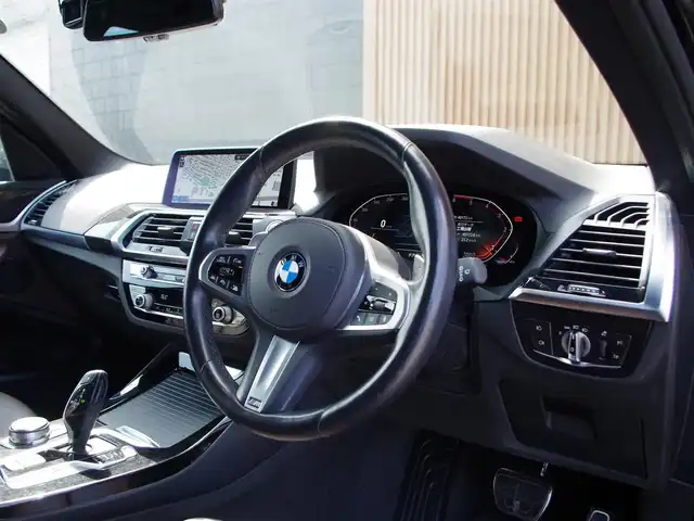 ＢＭＷ Ｘ３ xDrive20d Mスポーツ 埼玉県 2020(令2)年 4.1万km サファイアブラックP ブラウンレザーシート /ACC /インテリジェントセーフティ /ハイラインパッケージ /ヘッドアップディスプレイ /CarPlay /PDC /BSM /コンフォートアクセス /全周囲カメラ /純正ナビ /ETC /ドラレコ /ワイヤレス充電 /フルセグTV