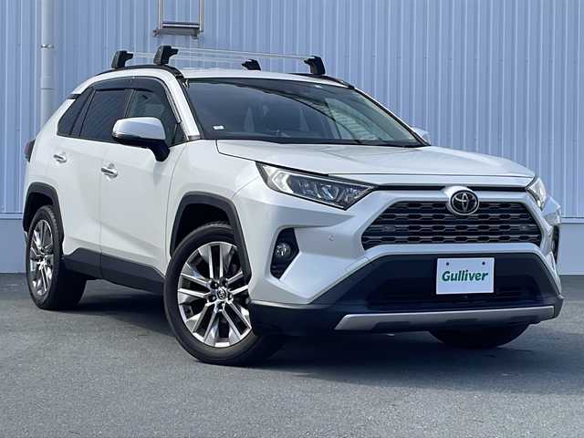 トヨタ ＲＡＶ４ G Zパッケージ 三重県 2020(令2)年 1.9万km ホワイトパールクリスタルシャイン 純正9型ナビ(CD/DVD/TV/BT/HDMI)/バックカメラ/フロントカメラ/デジタルインナーミラー/スペアキー/レーダークルーズコントロール/電動リヤゲート/D席シートメモリー/前後ドライブレコーダー/ETC/オートライト/オートハイビーム/純正アルミホイール/プッシュスタート/オートエアコン/取扱説明書/電動格納ミラー/禁煙車