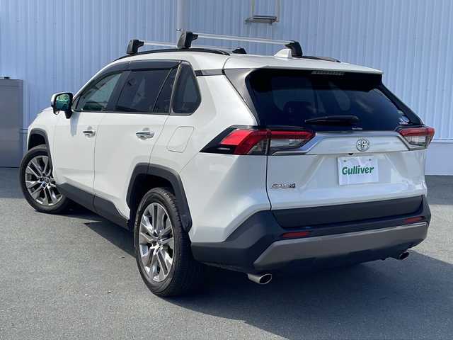 トヨタ ＲＡＶ４ G Zパッケージ 三重県 2020(令2)年 1.9万km ホワイトパールクリスタルシャイン 純正9型ナビ(CD/DVD/TV/BT/HDMI)/バックカメラ/フロントカメラ/デジタルインナーミラー/スペアキー/レーダークルーズコントロール/電動リヤゲート/D席シートメモリー/前後ドライブレコーダー/ETC/オートライト/オートハイビーム/純正アルミホイール/プッシュスタート/オートエアコン/取扱説明書/電動格納ミラー/禁煙車