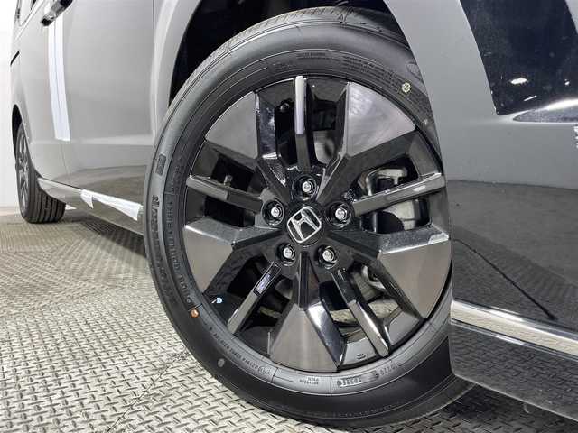 ホンダ ステップワゴン スパーダ eHEV 大阪府 2025(令7)年 0.1万km未満 クリスタルブラックパール 登録済未使用車 純正ナビ(フルセグ/DVD再生/Bluetooth) バックカメラ 後席モニター ハーフレザー シートヒーター 電動リアゲート 衝突軽減 レーダーC BSM クリアランスソナー