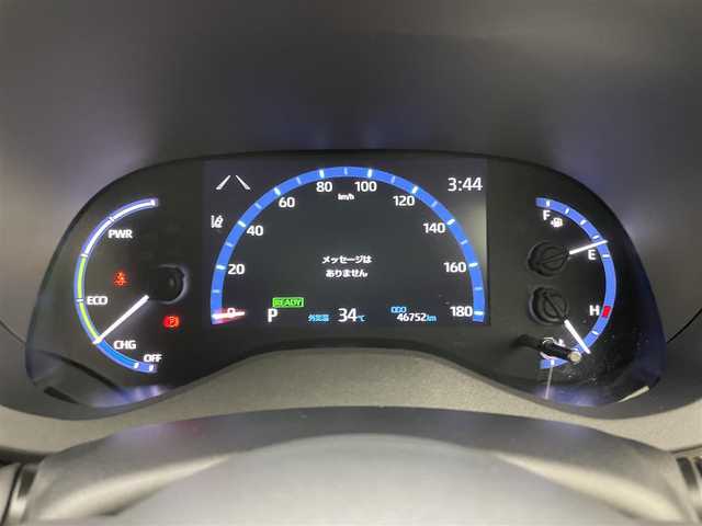 トヨタ ヤリスクロス ハイブリッド Z 岡山県 2021(令3)年 4.7万km ホワイトパールクリスタルシャイン 純正８インチディスプレイオーディオ/【ナビ/Bluetooth/フルセグTV/Carplay/iPod】/合皮ハーフレザー/パノラミックビューモニター/シルバールーフレール/カラーヘッドアップディスプレイ/アダプティブハイビームシステム/ＬＥＤヘッドライト/運転席シートヒーター/ステアリングヒーター/トヨタセーフティーセンス/衝突軽減ブレーキシステム/追従型クルーズコントロール/ビルトインＥＴＣ　/社外ドライブレコーダー（前後）/パワーバックドア/ブレーキホールド/ブラインドスポットモニター/ISOFIX/ステアリングスイッチ/チルトステアリング/シートリフター/ウインカーミラー
