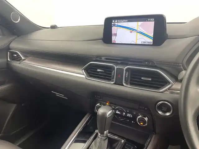マツダ ＣＸ－８ XD Lパッケージ 三重県 2018(平30)年 2.5万km ジェットブラックマイカ 純正ナビ/フルセグ/全方位カメラ/BOSE/ヘッドアップディスプレイ/パワーシート/シートメモリ/シートヒーター（1/2列目）/ハンドルヒーター/追従式クルーズコントロール/衝突軽減ブレーキ/ブラインドスポットモニター/レーンキープアシスト/コーナーセンサー/純正19インチAW/ETC2.0/ドライブレコーダー/スマートキー×２